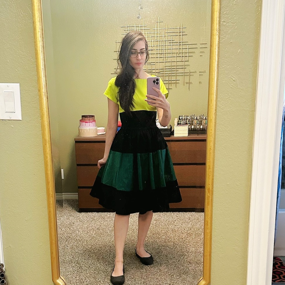 Pug Amanda dress in green